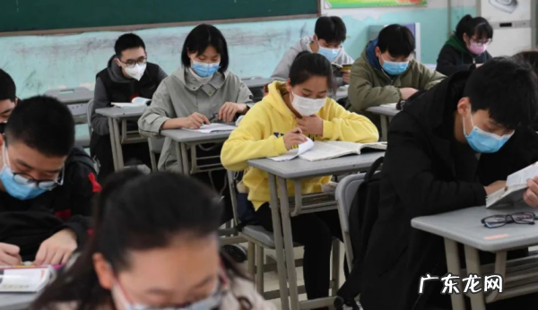成人大专怎么考,成人考大专学历怎么报名 有几种途径