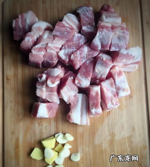 红烧肉材料准备有哪些,红烧肉材料准备有哪些东西