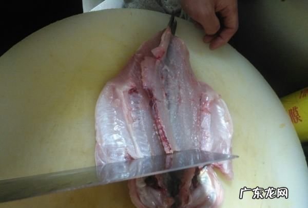 炉鱼清蒸怎么做好吃,鲈鱼清蒸怎么做