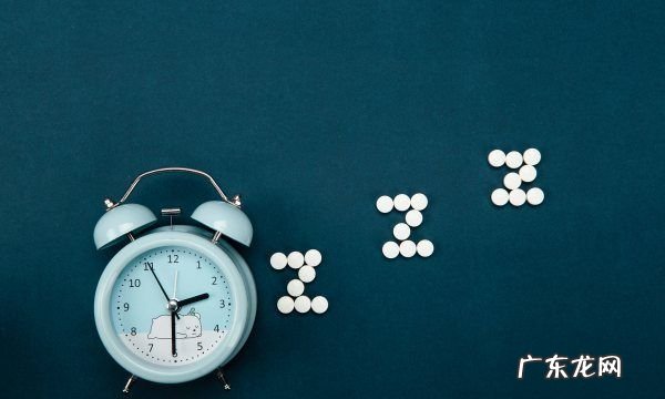 喝奶为什么可以有助睡眠,为什么晚上喝牛奶睡眠好