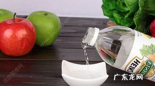 用醋洗脸有什么好处,用醋洗脸对我们的脸部有什么好处