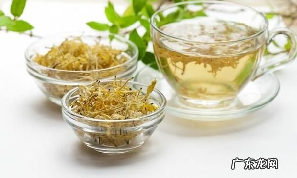 金银花和玫瑰花泡水喝的功效,玫瑰花和金银花泡水喝的功效与作用