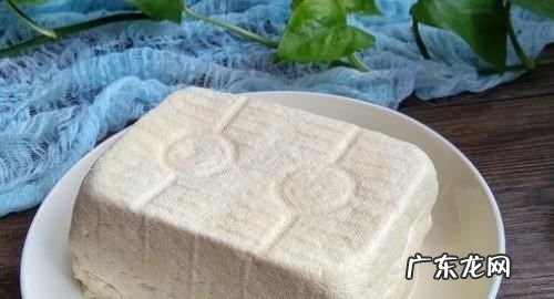 防止豆腐粘布应该怎么处理,豆腐染色用什么方法