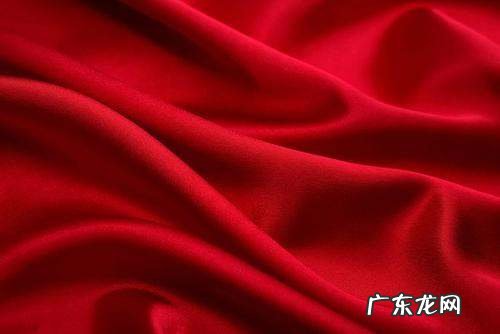 什么颜色加什么颜色等于红色,什么颜色和什么颜色混在一起