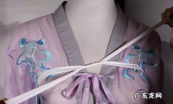 齐腰汉服上襦怎么穿,汉服的上襦是什么意思