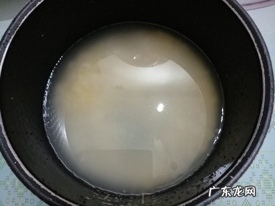 玉米查查粥怎么做,玉米碴子粥的做法