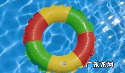 泳圈坏了用什么粘,游泳圈破了一个小洞有什么办法可以粘好