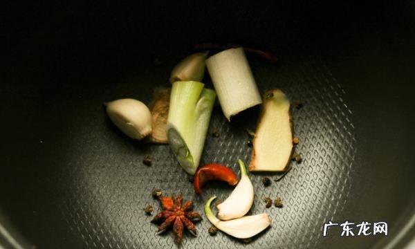 怎么酱牛肉片制作方法,酱牛肉的制作方法