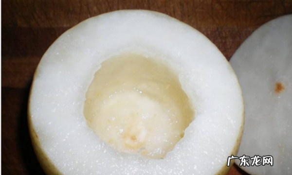 冰糖炖雪梨的具体做法,冰糖炖雪梨的正确做法