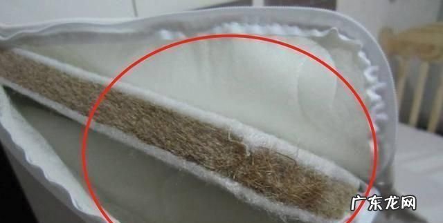 怎么打扫床单上皮屑,如何去除床单上的毛发皮屑