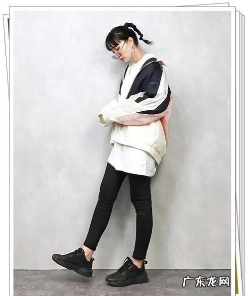 女运动鞋搭配技巧,运动鞋穿什么衣服比较搭配