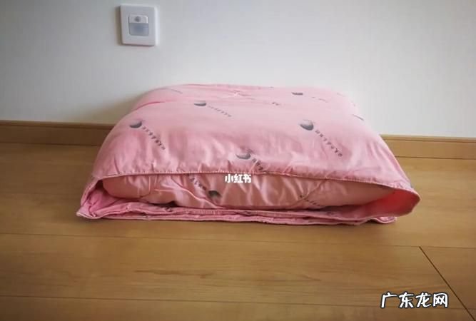 厚被子怎么收纳,厚被子收纳折叠方法