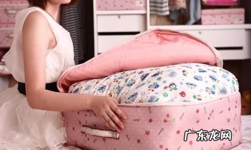 厚被子怎么收纳,厚被子收纳折叠方法