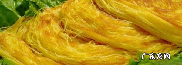 三角形的饼怎么切丝,饼丝怎么切细