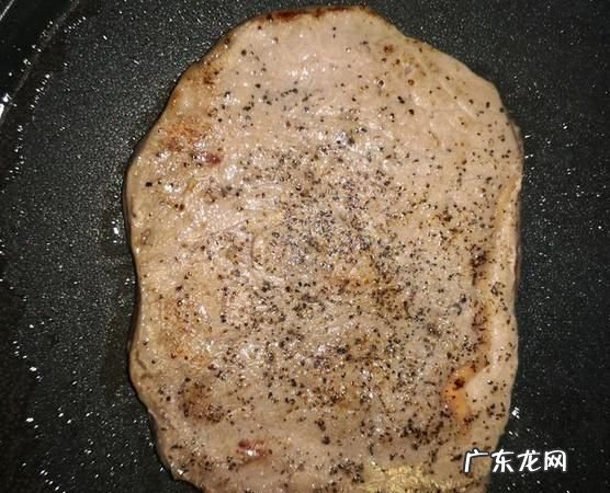 煎牛排用花生油行,煎牛排用花生油可以