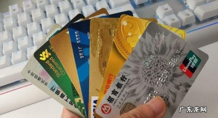 办信用卡哪里办,信用卡在哪里可以办理有以下三种途径办理