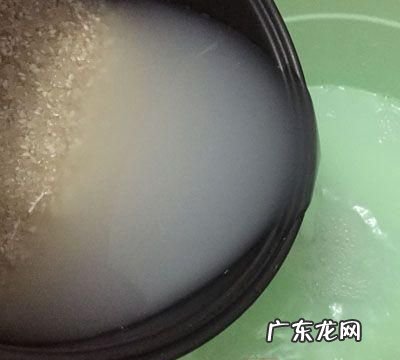 淘米水洗脸的好处,淘米水洗脸的功效和作用