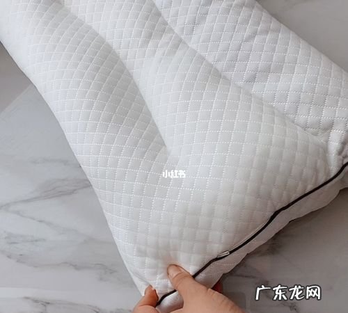 乳胶枕发黄了为什么,乳胶枕变黄掉渣怎么办