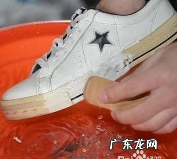 鞋子消毒杀菌用什么,怎样杀死鞋、袜里面的真菌