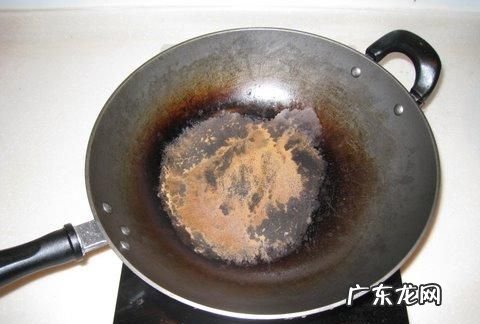 铁锅生锈了怎么办,铁锅底生锈怎么去除家有妙招