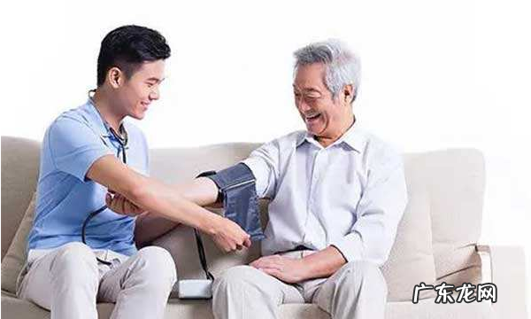 血压夜间升高如何解决,血压偏高的人晚上坚持哪些事情才会把血压降下去