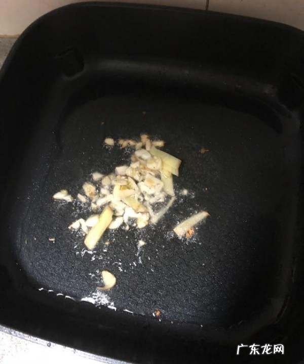 麻辣藕怎么做的,麻辣藕片怎么做好吃又简单凉拌