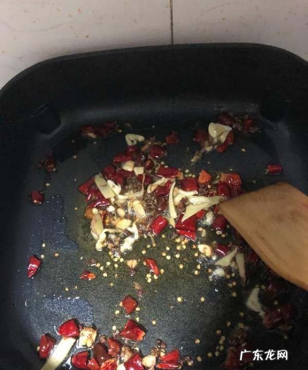 麻辣藕怎么做的,麻辣藕片怎么做好吃又简单凉拌