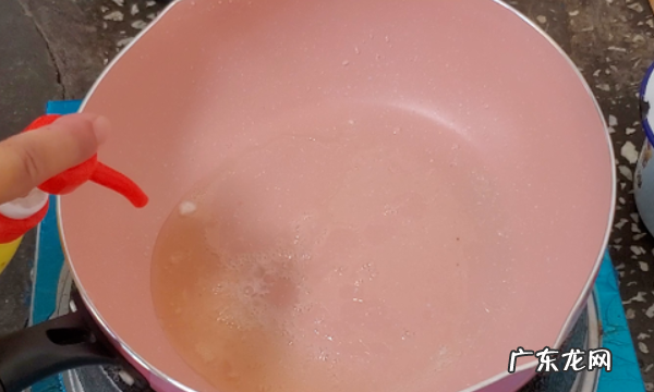 石麦锅怎么开锅使用,麦饭石锅怎么开锅不生锈不粘锅