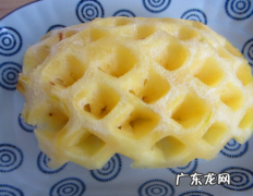 菠萝太酸可以放糖,菠萝怎么能变甜一点