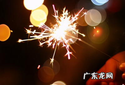 儿童鞭炮烟花种类名称,小孩子拿在手里的烟花叫什么
