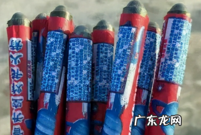 儿童鞭炮烟花种类名称,小孩子拿在手里的烟花叫什么