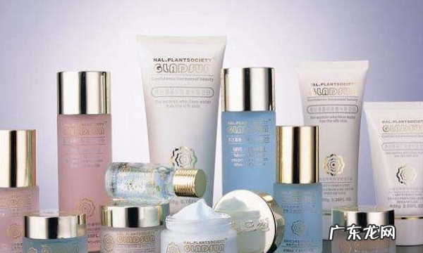 学生送妈妈什么礼物,小学生母亲节送什么礼物好一点