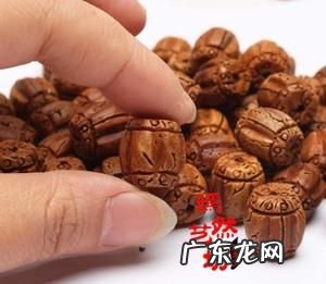 桃核最简单打磨方法,蟠桃核怎么打磨打孔成型的