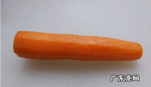 胡萝卜怎么切成菱形,胡萝卜切菱形片怎么切