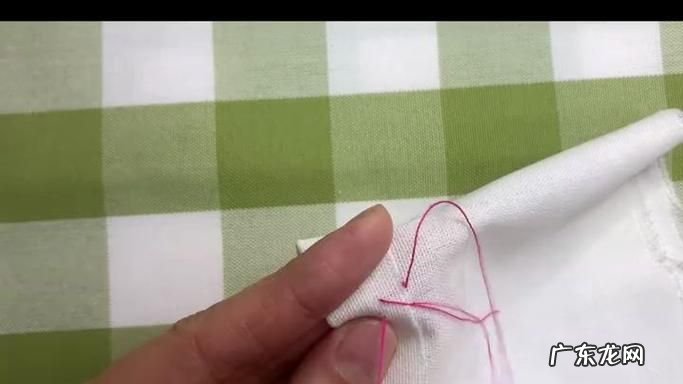 裤脚毛边怎么防止不脱线,牛仔裤毛边会一直脱线