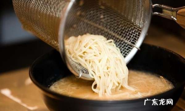 煮面条不粘锅的窍门,面条煮好怎么不粘