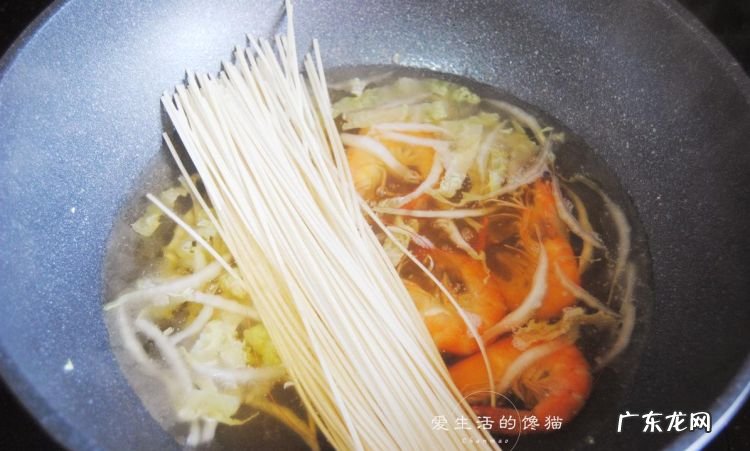 煮熟的面条吃不完怎么办,面条煮多了第二天还能吃