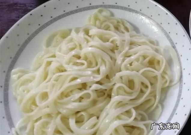 煮熟的面条吃不完怎么办,面条煮多了第二天还能吃