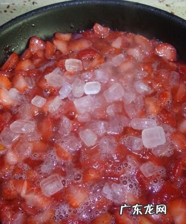 熬草莓酱为什么这么多泡沫,草莓酱的制作方法简单又好吃