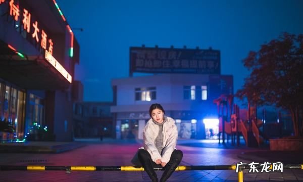 佳能60d用什么定焦镜头,佳能eos60d价格