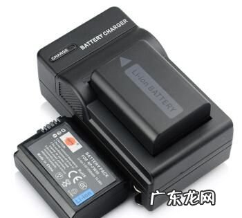 怎么保存相机的电池,数码相机电池怎么取下来