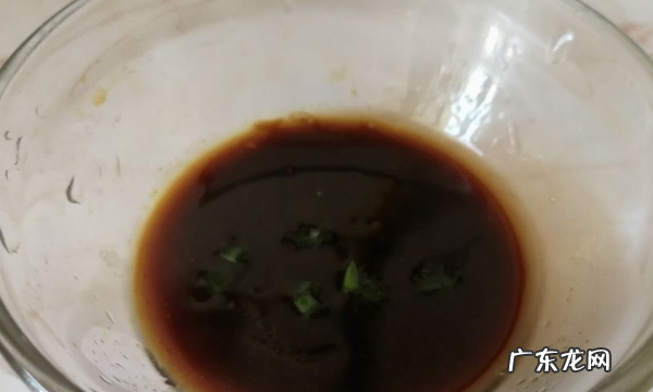 芥末膏怎么调成蘸汁,芥末酱怎么调味调制芥末酱的注意事项都有啥吃芥末的好处与作用是啥...