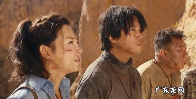 鬼吹灯的第一部的结局是什么,《鬼吹灯》系列小说的主要内容是什么