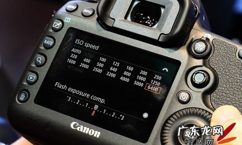 照相清晰度高的相机需要哪些参数,数码相机看哪些参数