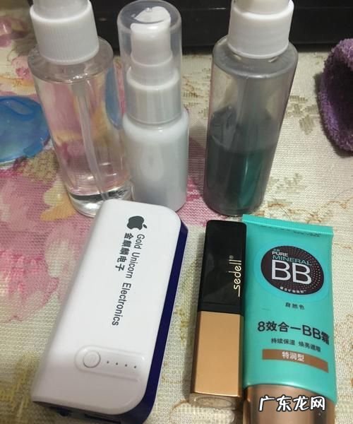 飞机上能带化妆品,坐飞机可以带化妆品上飞机
