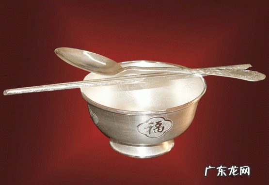 长期用银碗的危害,银餐具的好处和坏处知乎
