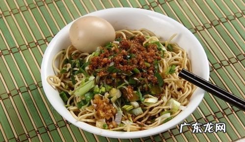 信阳热干面的做法及配料,热干面碱面的具体做法面粉和碱的比例是多少