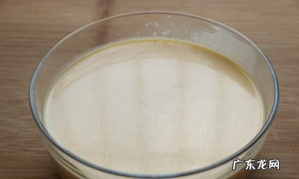 千层皮粘锅是怎么回事,千层皮太硬是什么原因
