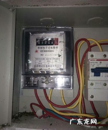 火线不经过电表电表会转,电表只接一根零线会走