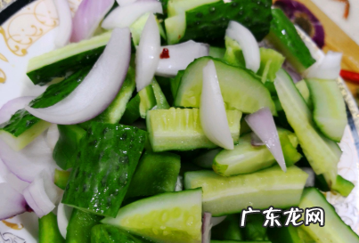 盱眙十三香龙虾调料配方,正宗盱眙十三香小龙虾怎么做